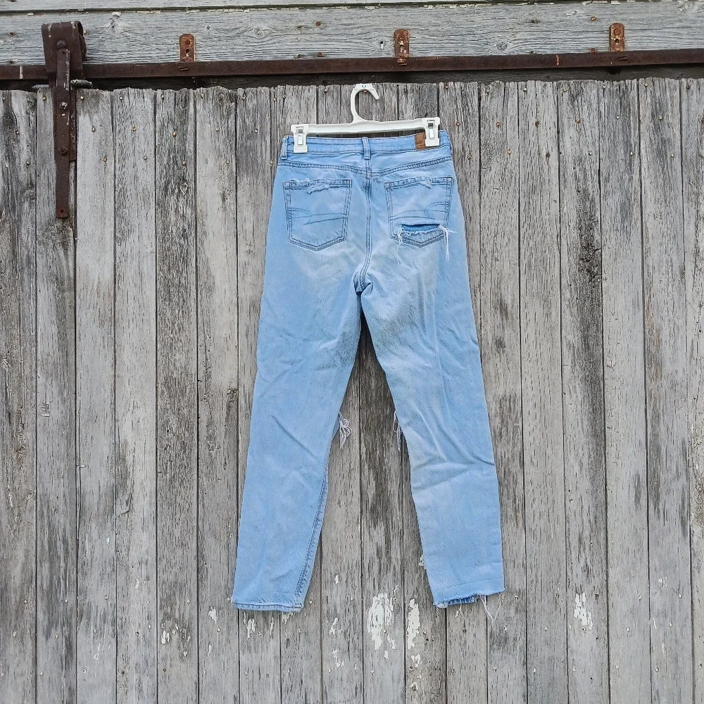 American Eagle Mom‎ Jean Distressed Ripped Womens Sz 0 Regular High Rise  Denim